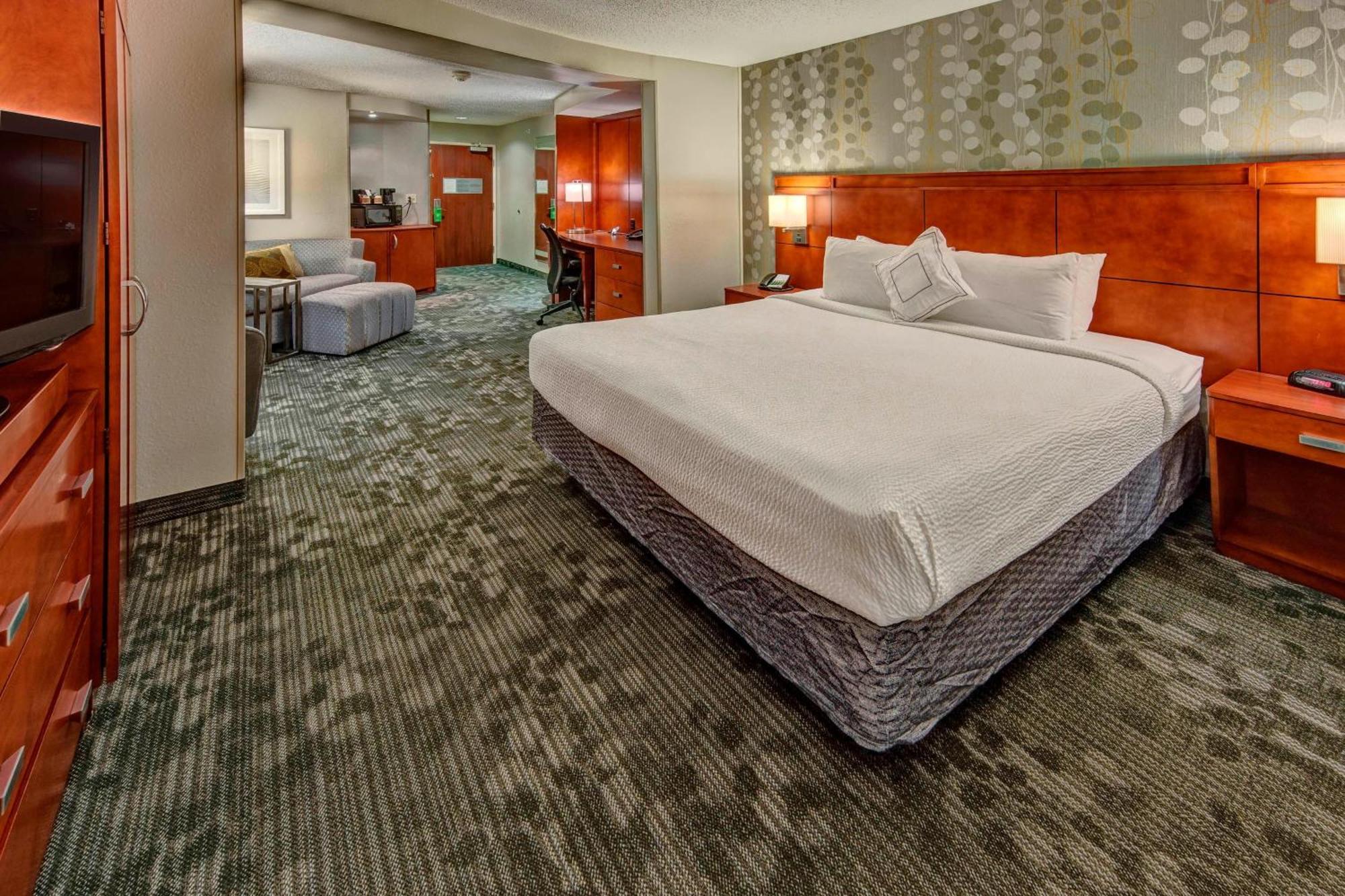 Courtyard By Marriott Alexandria Exterior foto