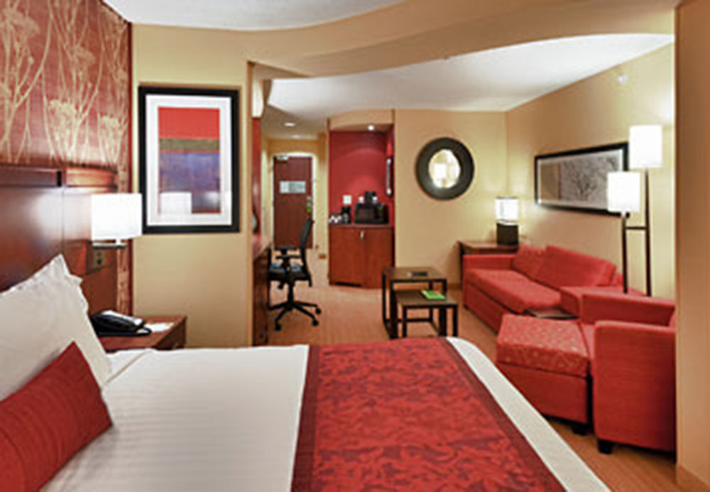 Courtyard By Marriott Alexandria Quarto foto